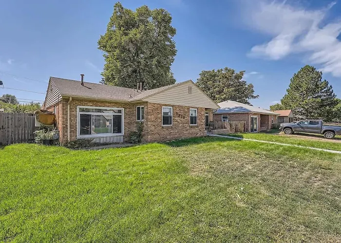 Pet-Friendly 3Br Home In Park Hill Extended Family Stay