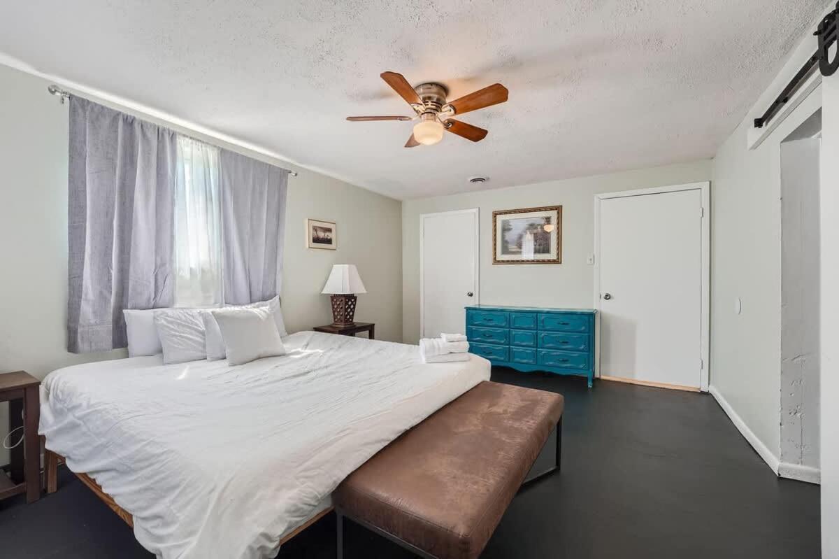 Holiday home Pet-friendly 3br In Park Hill Extended Family *