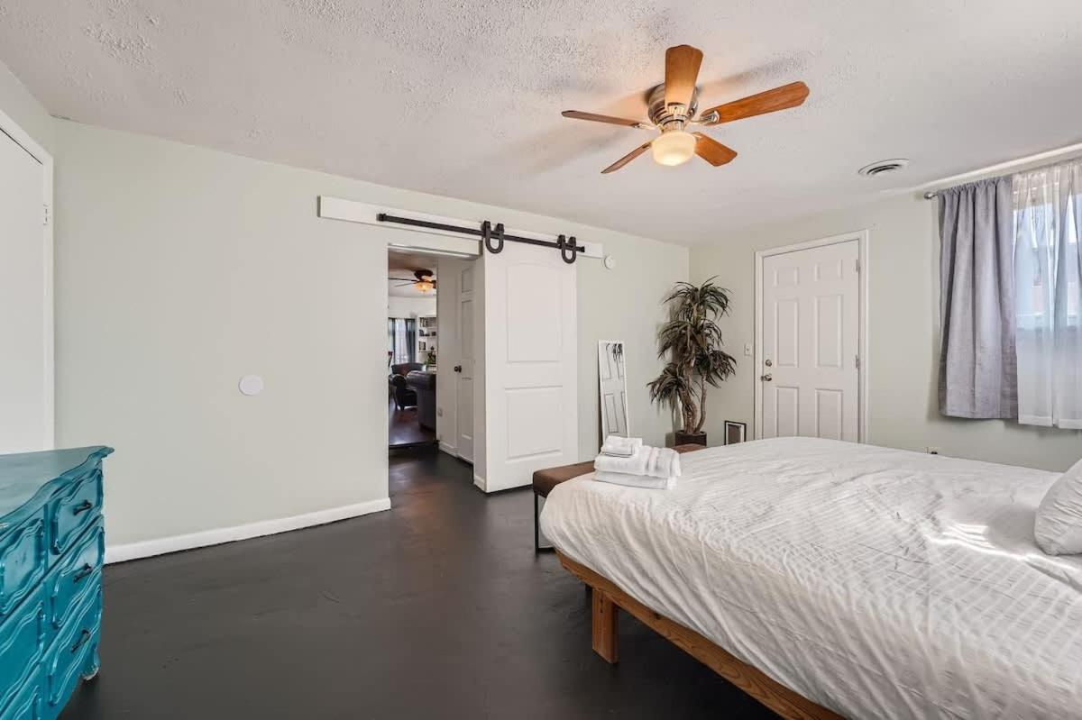 Holiday home Pet-friendly 3br In Park Hill Extended Family Denver